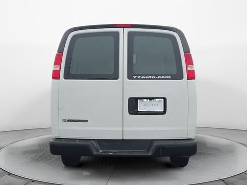 Used 2019 Chevrolet Express 2500 image 4
