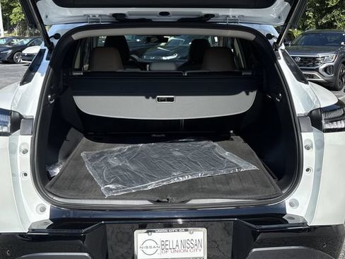 Certified 2025 Nissan Murano Platinum w/ Cargo Package AWD/4WD image 23
