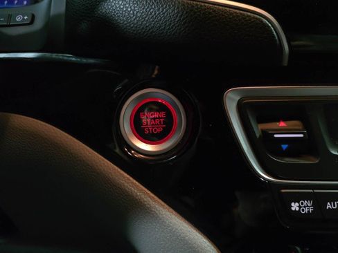 Used 2021 Honda Pilot Touring image 27