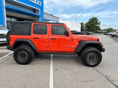 Used 2020 Jeep Wrangler Unlimited Sport S AWD/4WD image 2