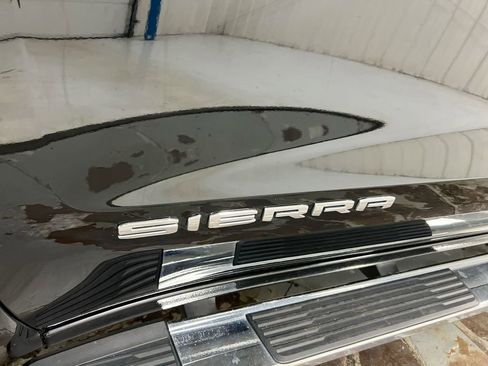 Used 2024 GMC Sierra 1500 SLT w/ SLT Premium Plus Package image 27