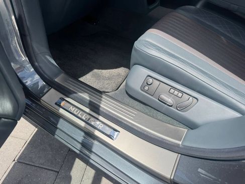 Used 2018 Bentley Flying Spur S V8 AWD/4WD image 11