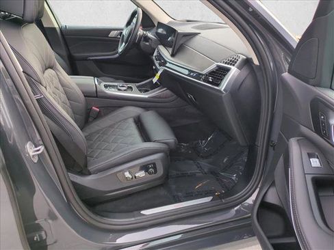 Certified 2026 BMW X7 xDrive40i AWD/4WD image 26