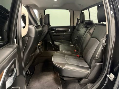 Used 2024 RAM 2500 Laramie AWD/4WD image 32