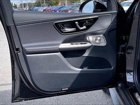 New 2025 Mercedes-Benz GLC 350e 4MATIC image 13