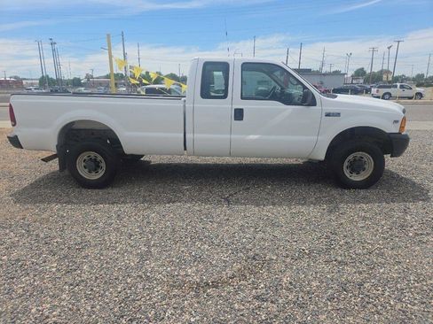 Used 1999 Ford F250 XL AWD/4WD image 7