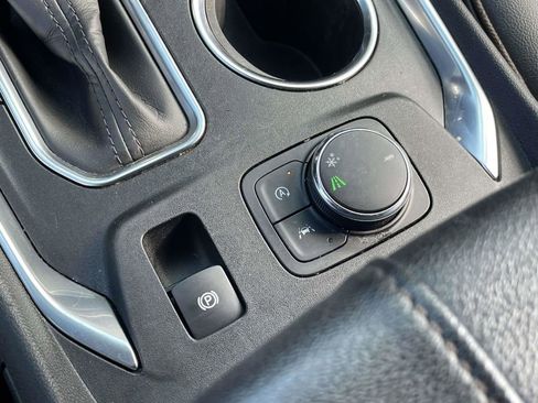 Used 2022 Chevrolet Traverse High Country w/ LPO, Floor Liner Package image 39