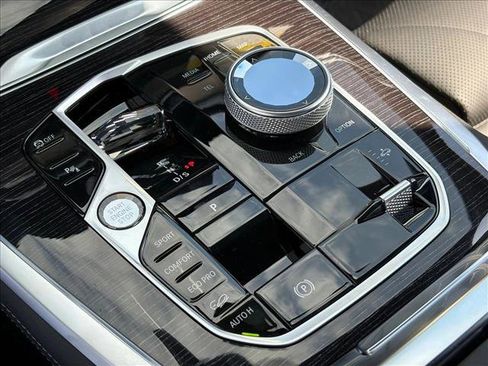 New 2026 BMW X7 xDrive40i w/ M Sport Package image 12