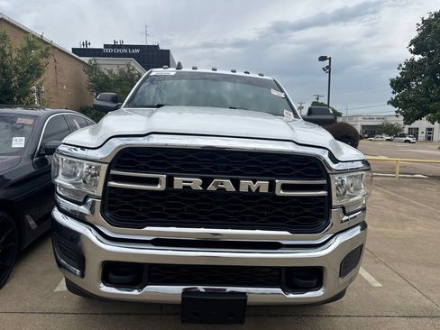 Used 2021 RAM 2500 Tradesman AWD/4WD image 2