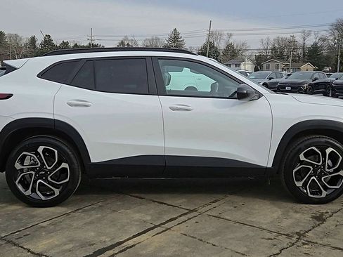 New 2026 Chevrolet Trax RS image 5