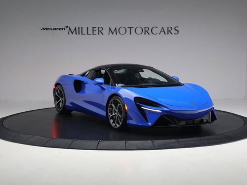 New 2025 McLaren Artura Spider image 24