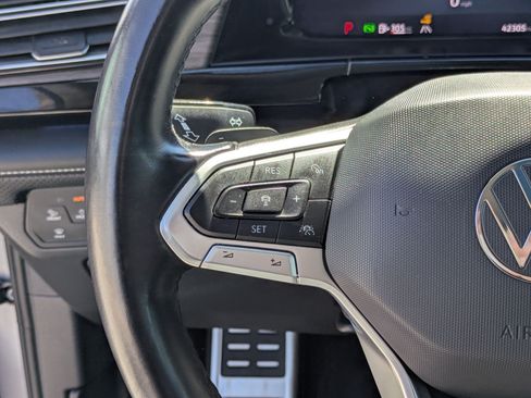 Used 2024 Volkswagen Atlas SEL Premium R-Line AWD/4WD image 21