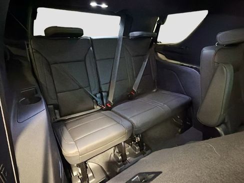 Used 2023 Chevrolet Tahoe High Country w/ Premium Package 2 AWD/4WD image 26