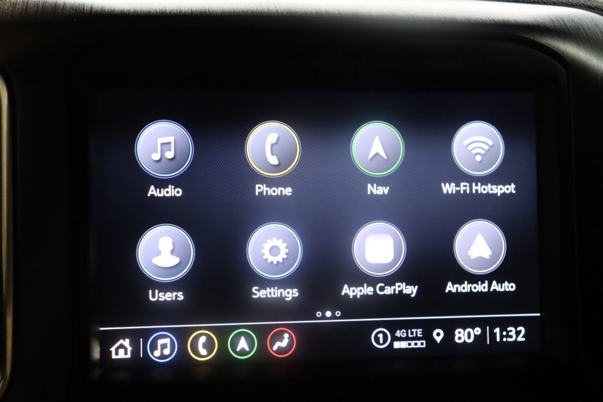 Used 2023 GMC Sierra 2500 AT4 w/ AT4 Premium Plus Package AWD/4WD image 68