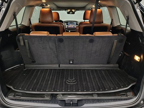 Used 2018 Toyota Highlander Limited Platinum w/ Protection Package #3 AWD/4WD image 18