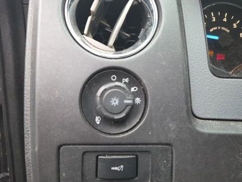 Used 2011 Ford F150 XLT w/ XTR Pkg image 21