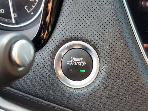 Used 2024 Cadillac XT5 Luxury AWD/4WD image 18