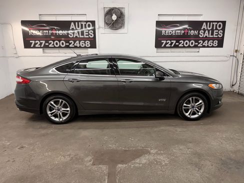 Used 2016 Ford Fusion Energi Titanium image 2