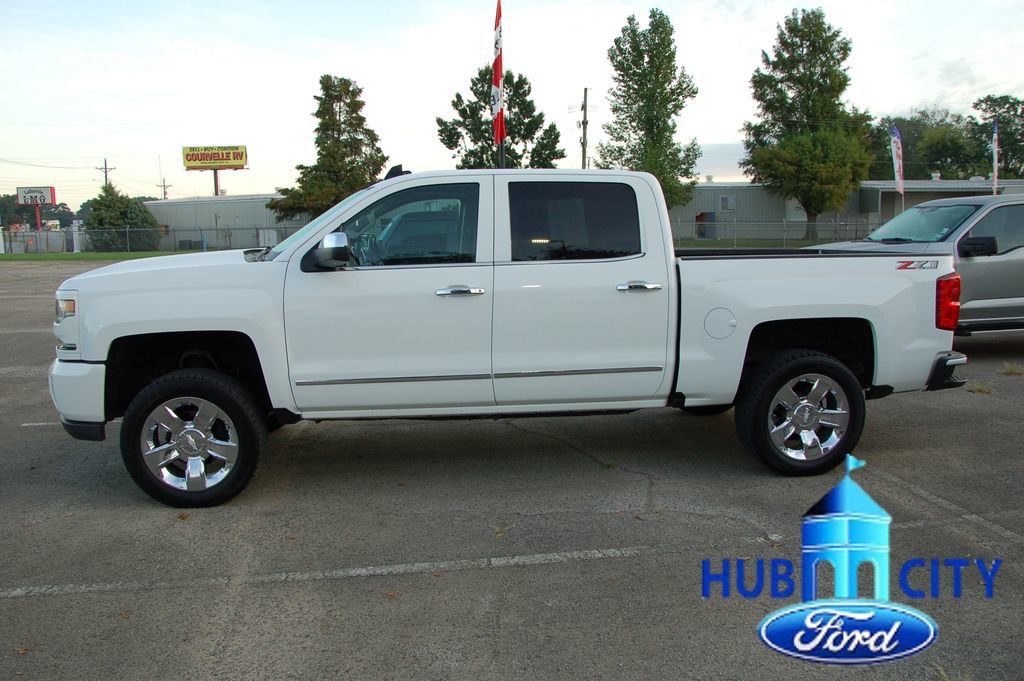 Used 2018 Chevrolet Silverado 1500 LTZ Z71 w/ LTZ Plus Package AWD/4WD image 2