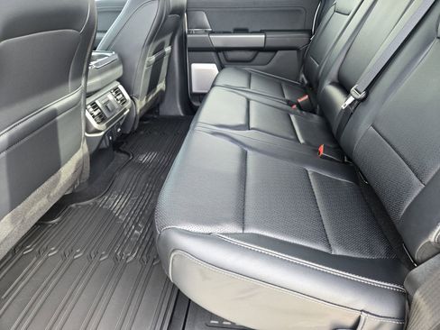 New 2025 Ford F150 Lariat w/ Equipment Group 502A High image 27