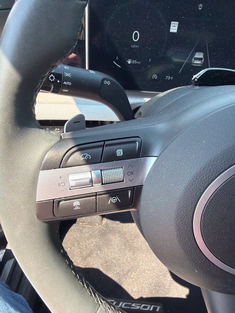Used 2025 Hyundai Tucson Limited AWD/4WD image 14