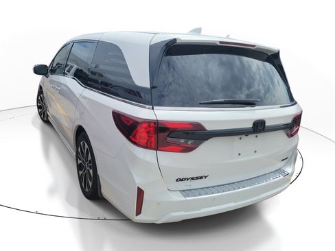 Used 2026 Honda Odyssey Elite image 6
