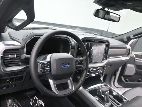 New 2025 Ford F150 Lariat w/ FX4 Off-Road Package image 2