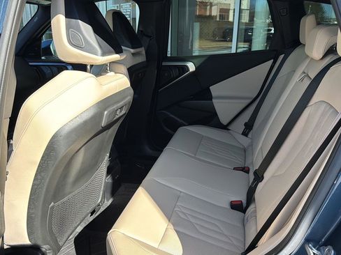 Certified 2025 BMW X3 xDrive30i w/ Premium Package image 9