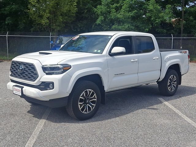 Used 2023 Toyota Tacoma TRD Sport w/ Technology Package AWD/4WD image 6