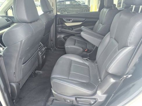 Used 2022 Subaru Ascent Limited AWD/4WD image 11