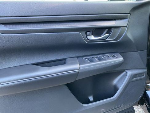 Used 2024 Honda CR-V LX image 12