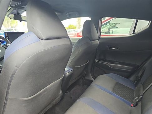 Used 2021 Toyota C-HR XLE image 13