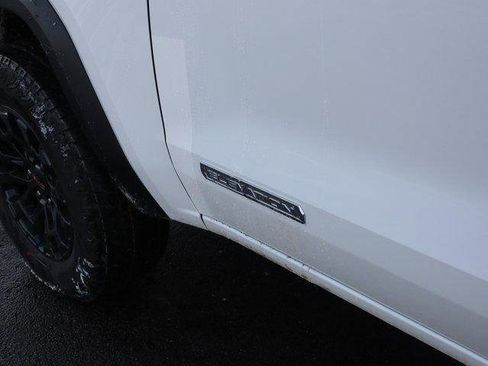 New 2026 GMC Canyon Elevation image 17