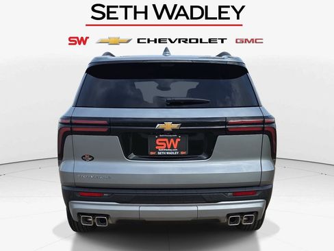 New 2026 Chevrolet Traverse LT FWD image 6