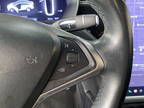 Used 2016 Tesla Model X P90D image 18