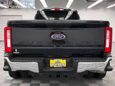 Used 2023 Ford F350 XLT AWD/4WD image 5