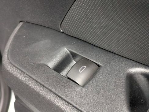 New 2026 Chevrolet Equinox EV RS image 35