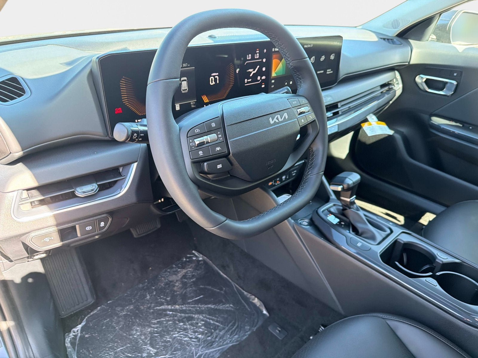 New 2026 Kia K4 EX FWD image 17