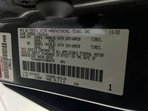 Used 2023 Toyota Sequoia Limited image 86