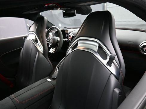 Used 2025 Mercedes-Benz AMG GT 63 image 26