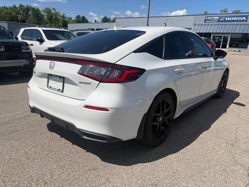 Used 2022 Honda Civic Sport image 6