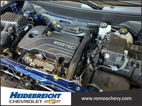 Used 2022 GMC Terrain SLE w/ Driver Convenience Package image 10