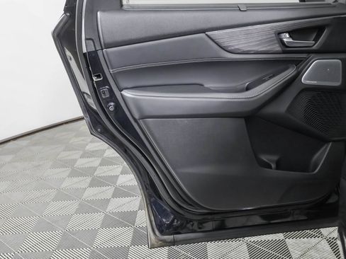 Used 2025 Acura MDX SH-AWD w/ Advance Package image 41