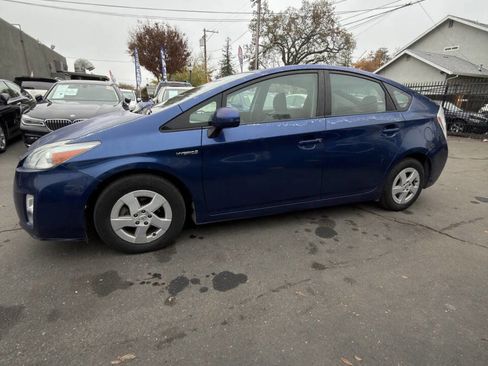 Used 2010 Toyota Prius Two image 3