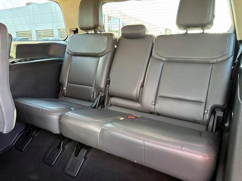 Used 2025 Ford Expedition Active AWD/4WD image 15