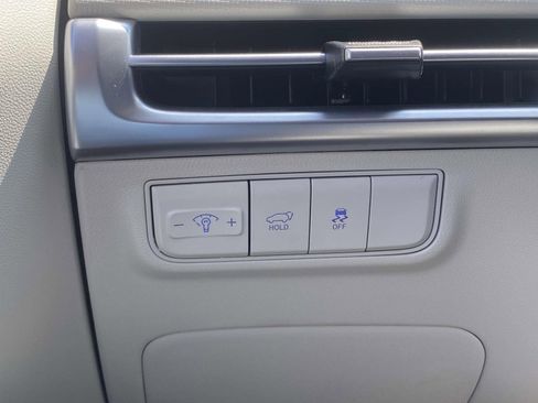 Used 2025 Hyundai Tucson SEL FWD image 19
