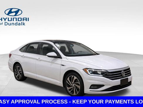 Used 2019 Volkswagen Jetta SEL Premium FWD image 3