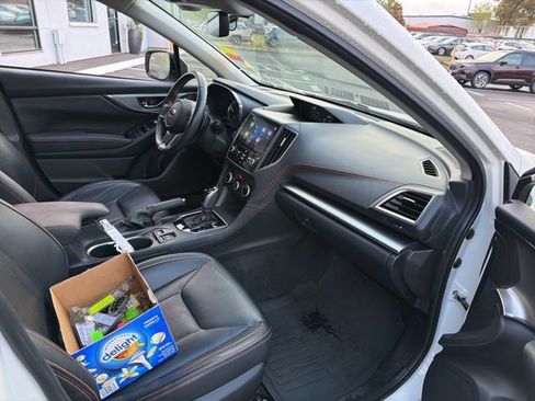 Used 2022 Subaru Crosstrek 2.5i Limited w/ Popular Package #4 image 9