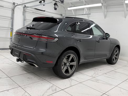 New 2026 Porsche Macan image 11
