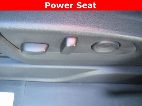 Certified 2025 Chevrolet Tahoe Z71 w/ Z71 Off-Road Package image 28